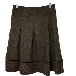 Talbots Brown A-Line Pleated  Skirt‎ with Floral Trim